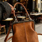 💋 Women's Kiss Lock Crossbody Bag with Top Handle – Vintage brass closure & structured shape – Removable strap, perfect for daily outings or dinner dates 👜 ✨